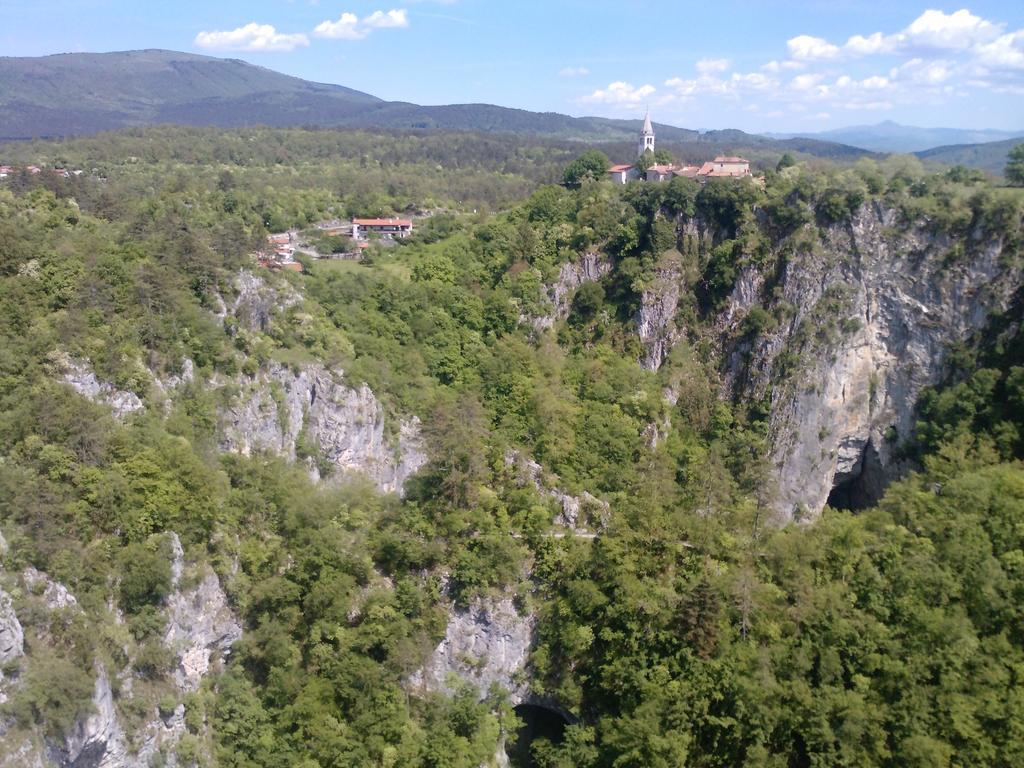 Osterija Na Planinci Bed and Breakfast Divača Eksteriør billede